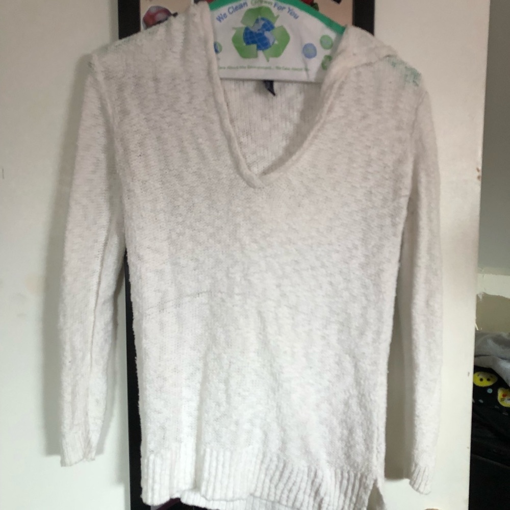 GAP sweater